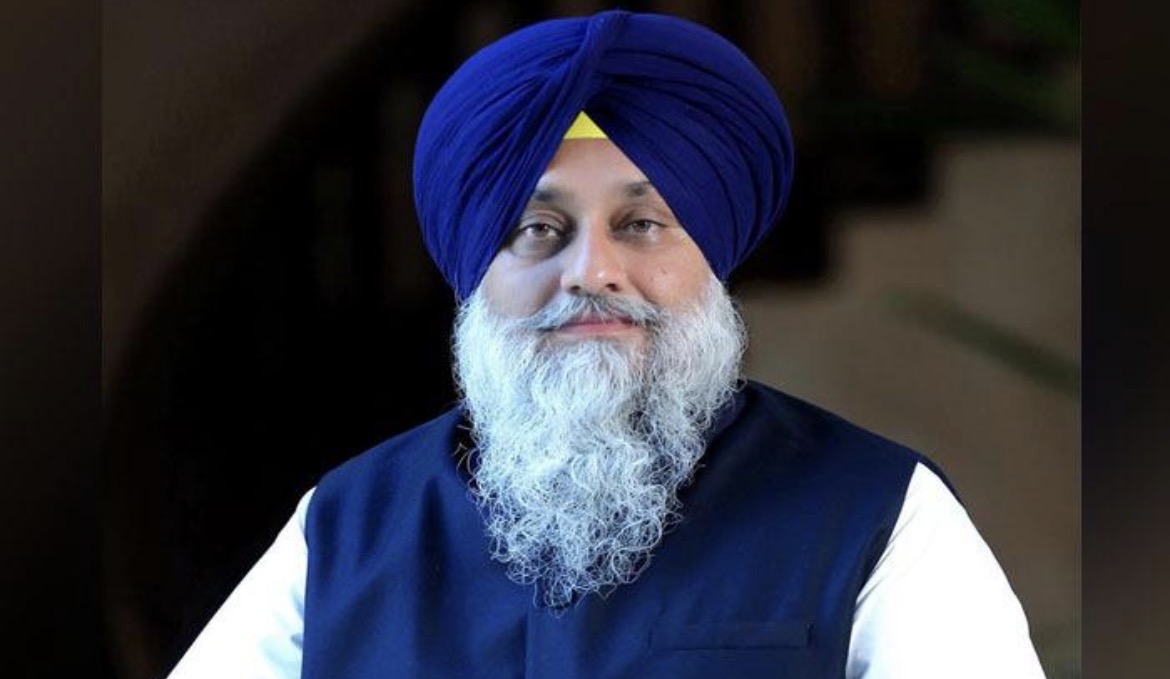 ਬੇਅਦਬੀ ਮਾਮਲਾ: ਐਸ.ਆਈ.ਟੀ. ਵੱਲੋਂ ਸੁਖਬੀਰ ਬਾਦਲ ਨੂੰ ਨੋਟਿਸ ਜਾਰੀ ਕੀਤੇ ਜਾਣ ਦੀ ਚਰਚਾ, ਸੋਮਵਾਰ ਨੂੰ ਪੁੱਛਗਿੱਛ ਦੀ ਸੰਭਾਵਨਾ